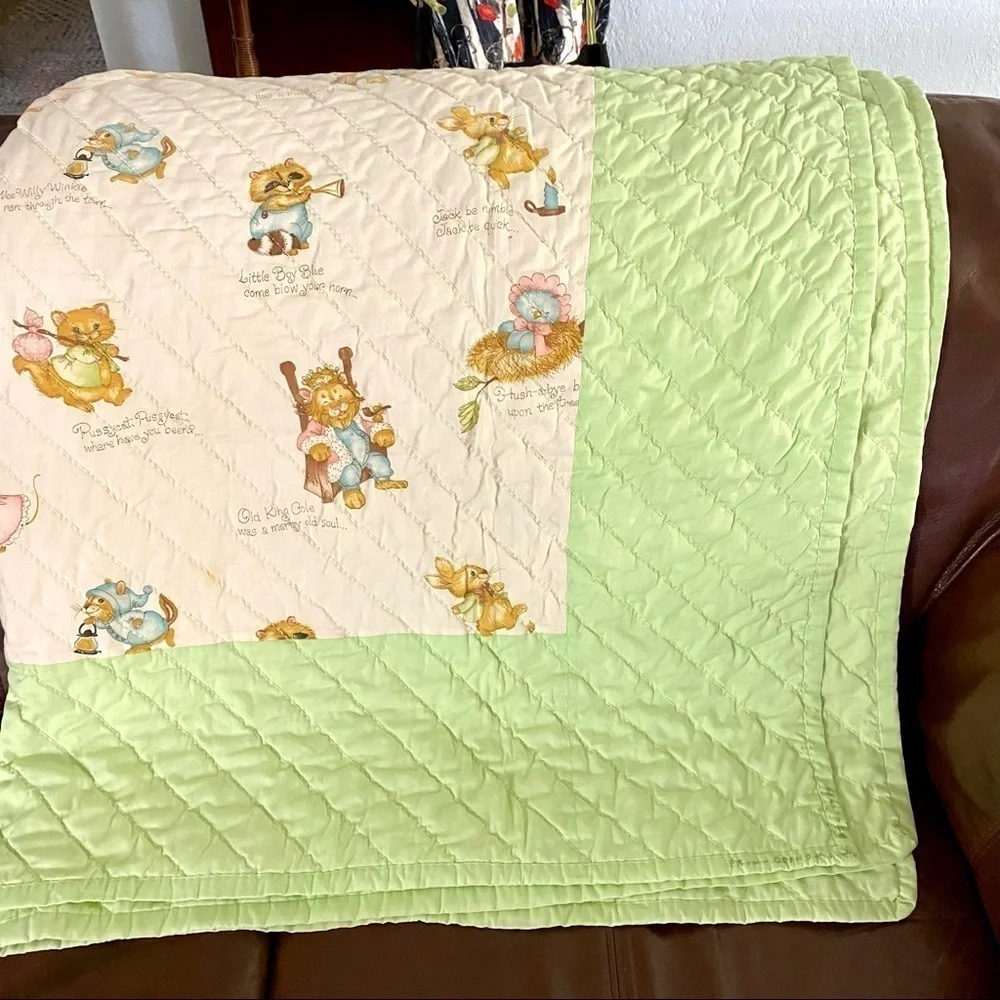 Vintage Handmade Quilted Blanket Twin Size 63x80